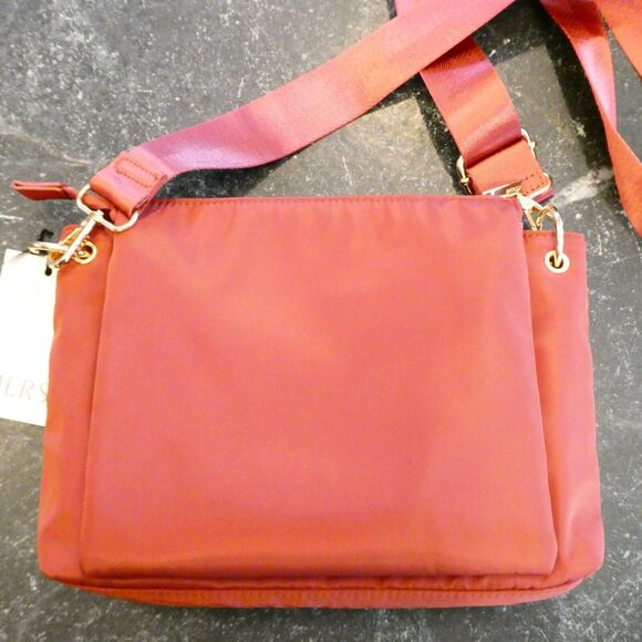 Mersi Purse Erin Rust Orange Red Gold Nylon Zip Compartments Seatbelt Strap NEW - Picture 9 of 13